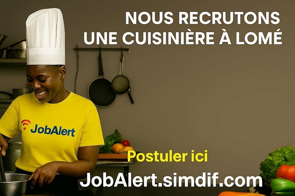 Nous recherchons une cuisinière à domicile. Condition : être responsable et dynamique, respectueuse, et accepter d'être logée chez sa patronne pour une durée de 12 mois. Nous sommes à la recherche d'une cuisinière à domicile. Les conditions requises incluent la responsabilité, le dynamisme, le respect, et l'acceptation d'être logée chez l'employeur pour une durée de 12 mois.